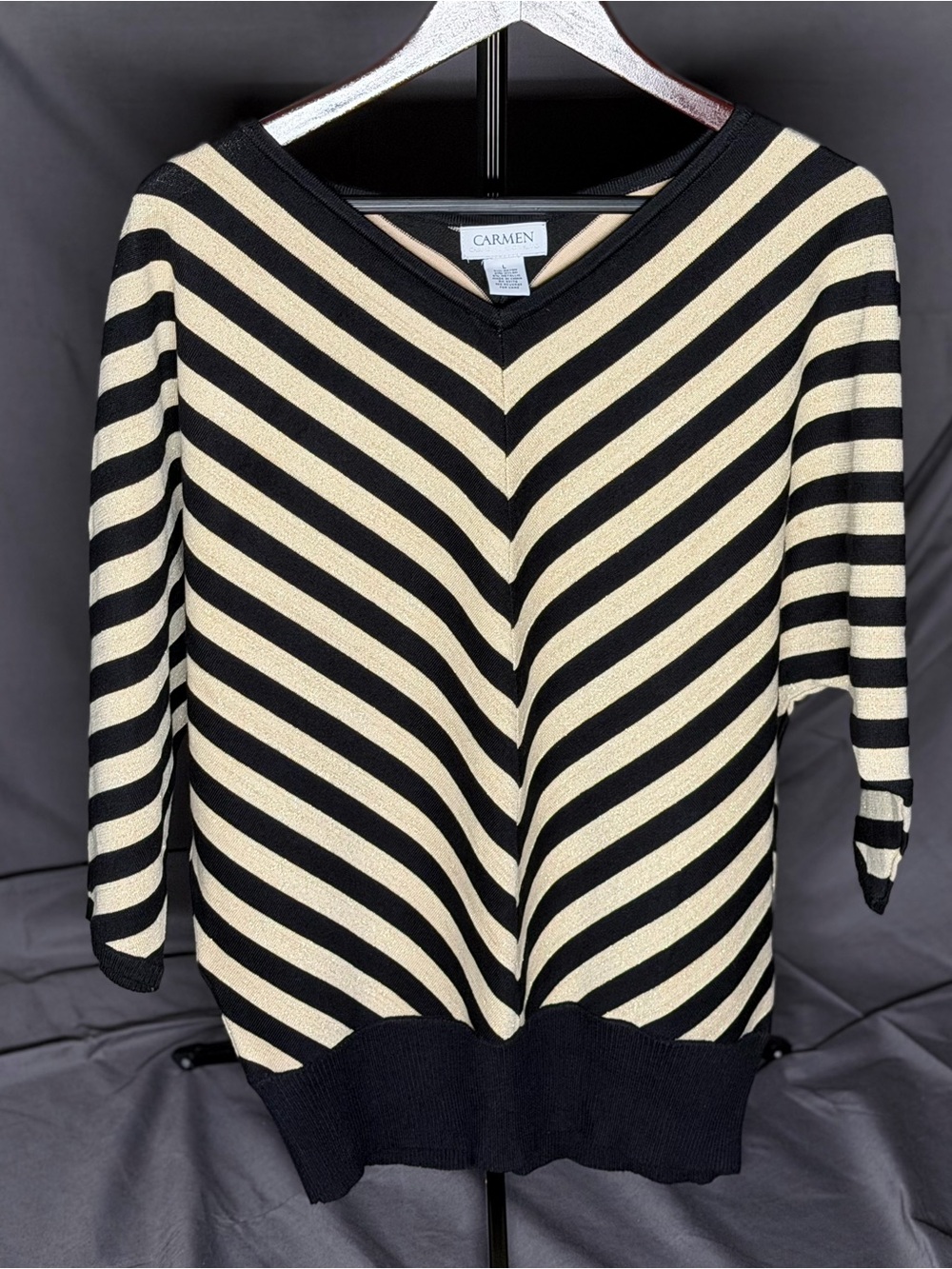 Carmen Marc Valvo Black and Gold Chevron V-Neck Sweater